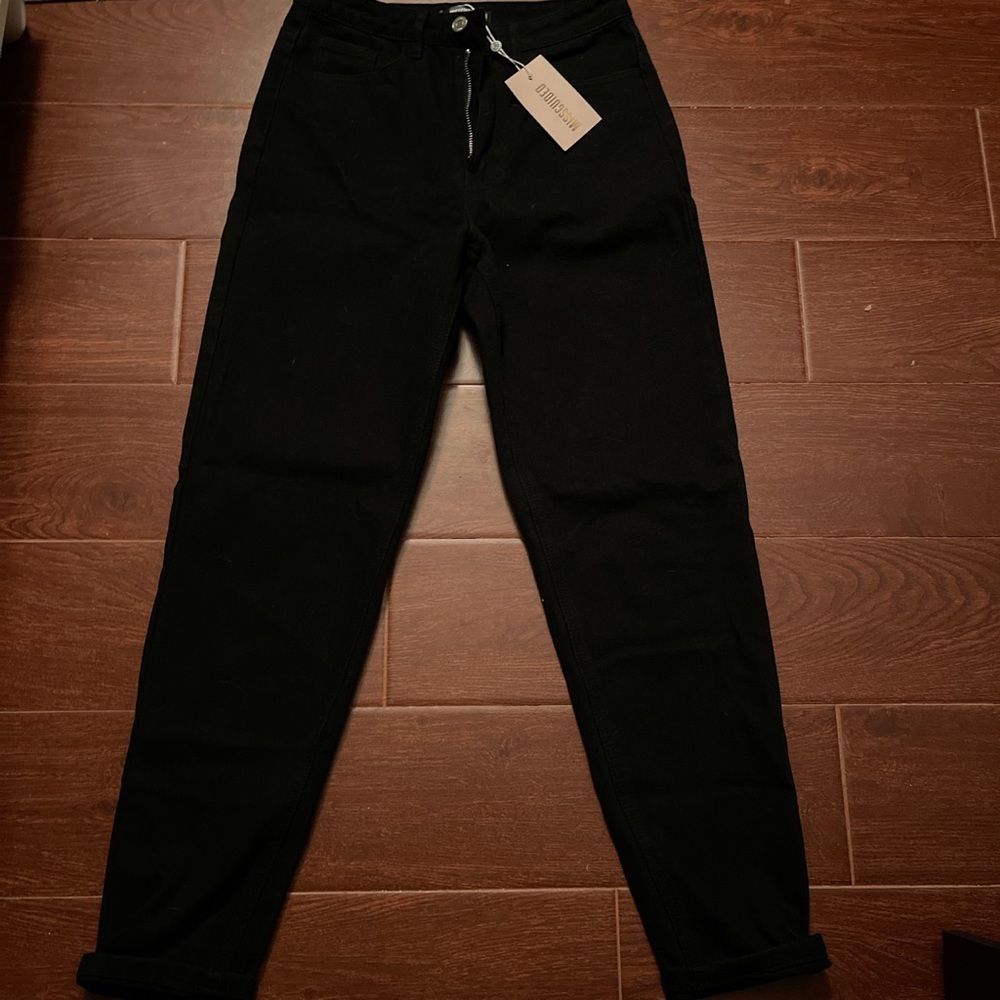Women’s Black Missguided Mom Jeans NEW W/ TAGS.
